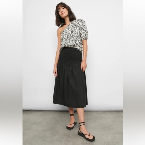 NWT RAILS Jayla One Shoulder Crop Top in Ivory Marbled Tiger Print Size XS - Picture 3 of 11